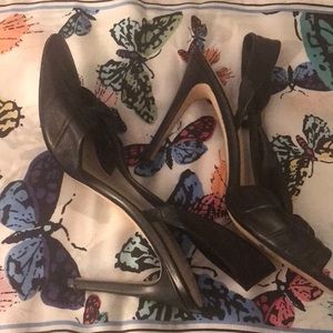 Nine West 7 1/2 black heeled sandals; stylish and classy!